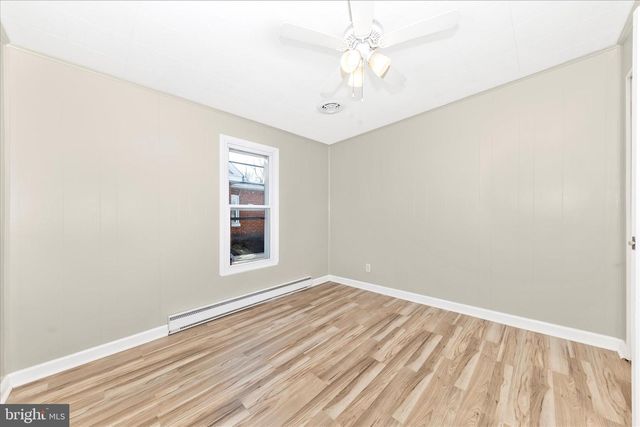 148 HAMILTON AVE, Waynesboro, PA 17268