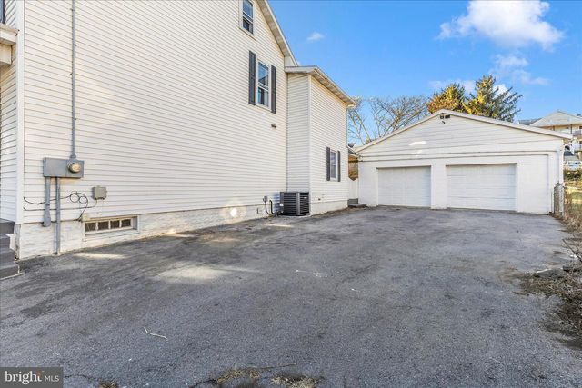 148 HAMILTON AVE, Waynesboro, PA 17268