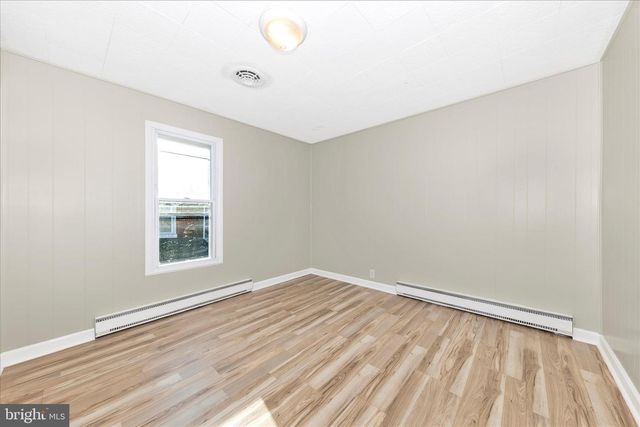 148 HAMILTON AVE, Waynesboro, PA 17268