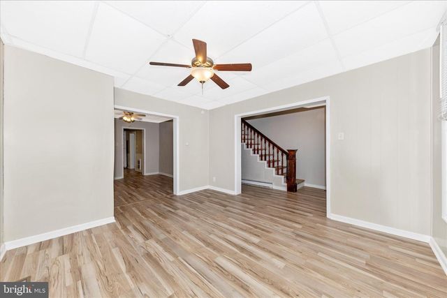 148 HAMILTON AVE, Waynesboro, PA 17268