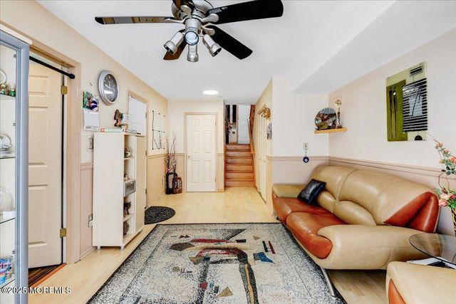 21 Lone Star Lane, Manalapan, NJ 07726