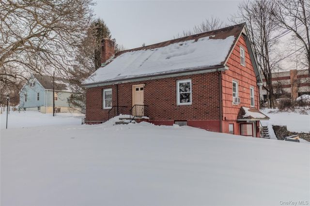 42 W Cedar Street, Poughkeepsie, NY 12601