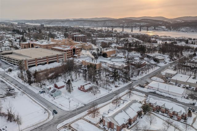 42 W Cedar Street, Poughkeepsie, NY 12601