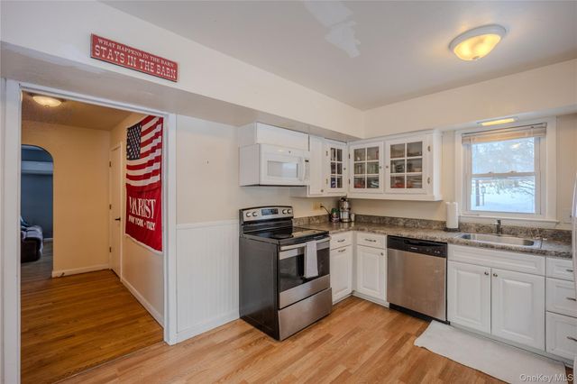 42 W Cedar Street, Poughkeepsie, NY 12601