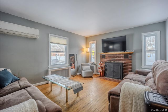 42 W Cedar Street, Poughkeepsie, NY 12601