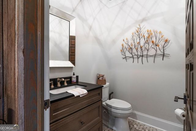 10 Woodland Drive, Cartersville, GA 30120