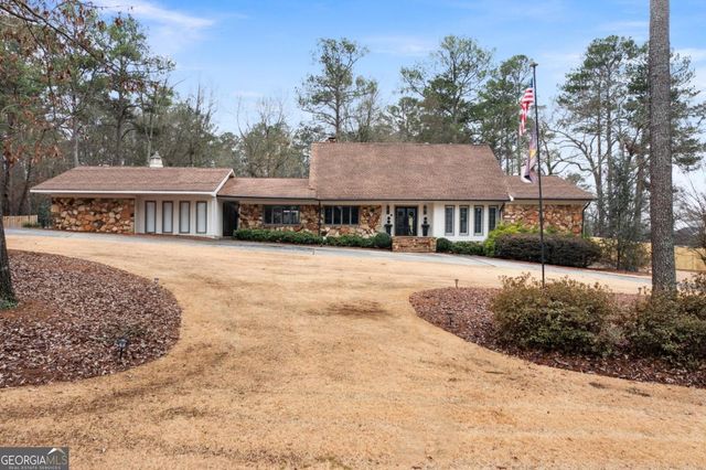 10 Woodland Drive, Cartersville, GA 30120