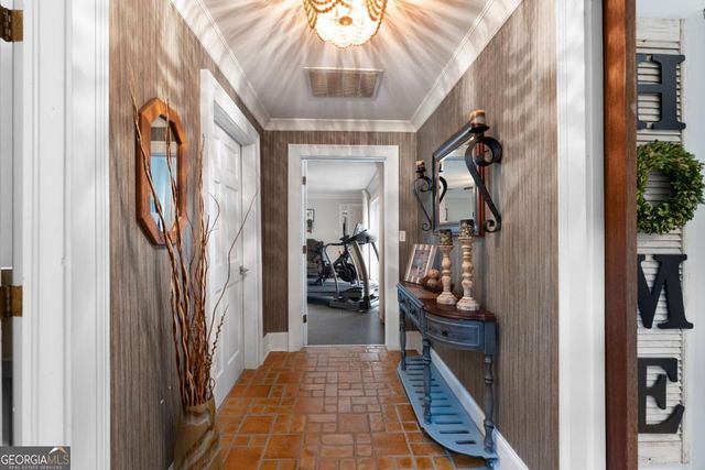 10 Woodland Drive, Cartersville, GA 30120