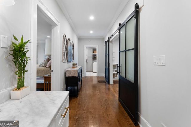 10 Woodland Drive, Cartersville, GA 30120