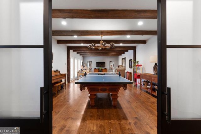 10 Woodland Drive, Cartersville, GA 30120