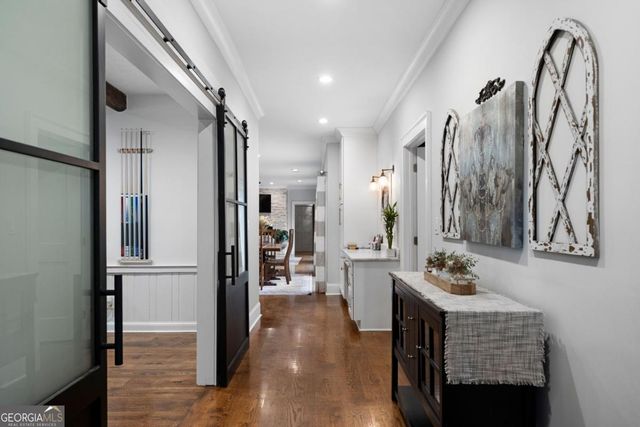 10 Woodland Drive, Cartersville, GA 30120