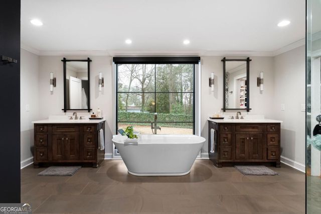 10 Woodland Drive, Cartersville, GA 30120