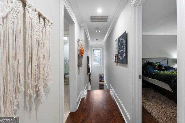 10 Woodland Drive, Cartersville, GA 30120