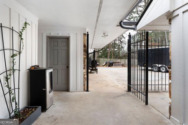 10 Woodland Drive, Cartersville, GA 30120