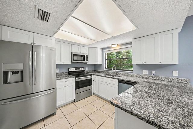 840 RAYSTON STREET, Deltona, FL 32725