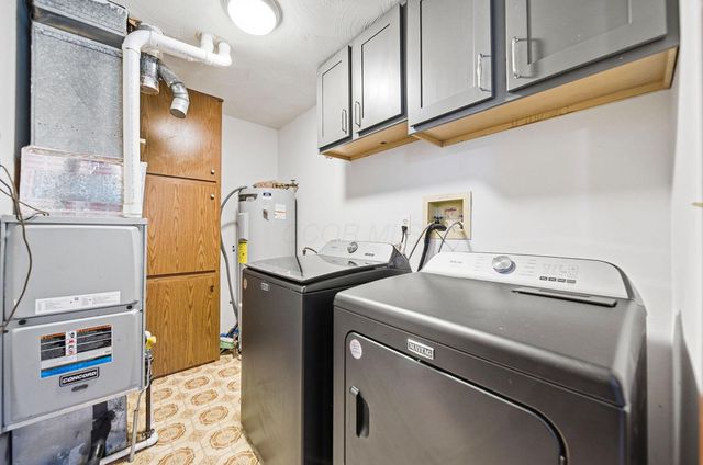 128 Winter Green Loop SW, Pataskala, OH 43062