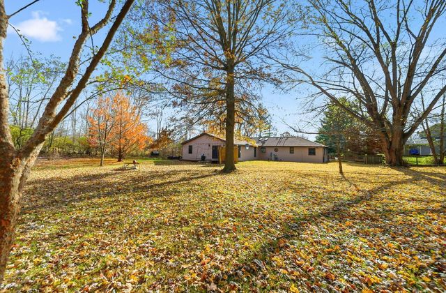 128 Winter Green Loop SW, Pataskala, OH 43062