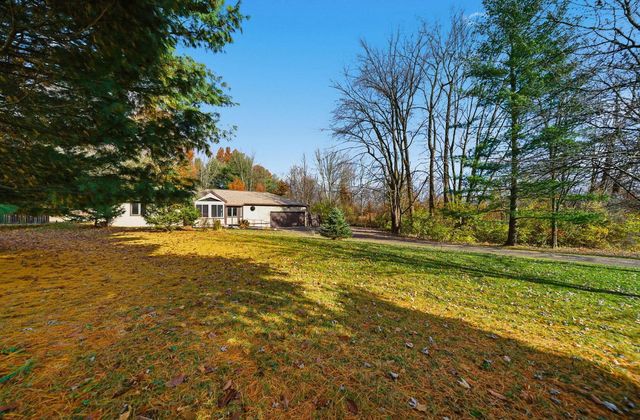 128 Winter Green Loop SW, Pataskala, OH 43062