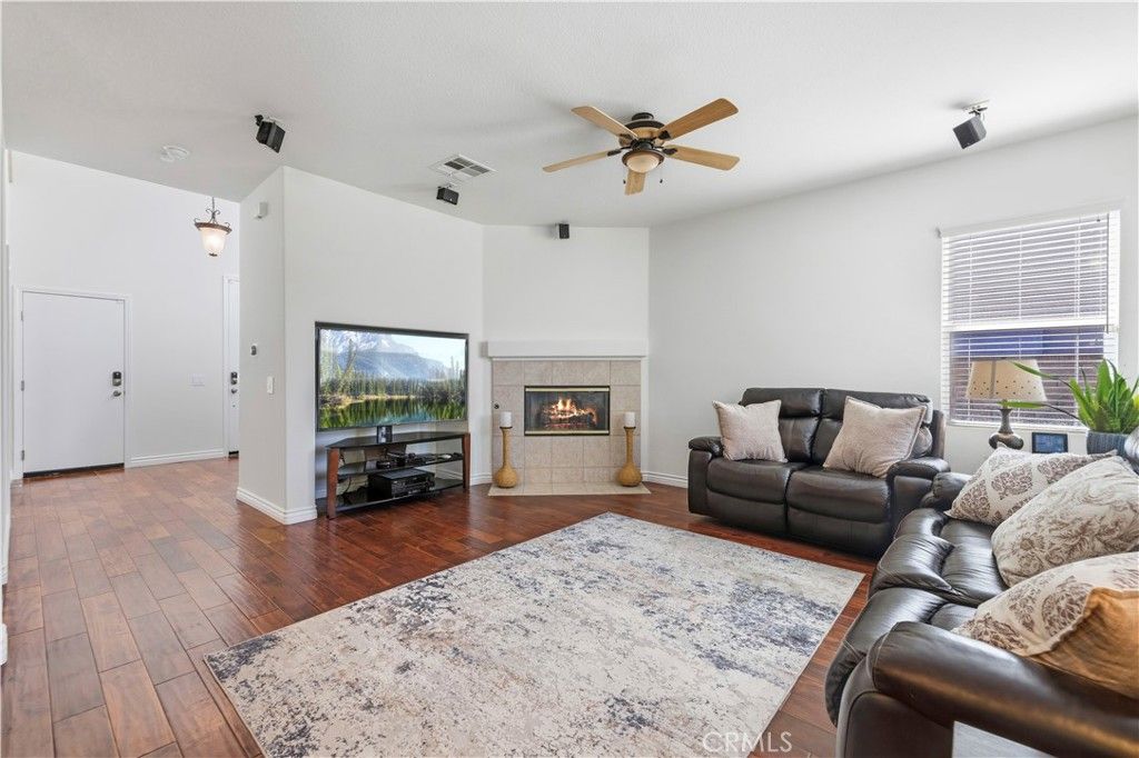 28473 Connick Place, Saugus, CA 91350 — photo 5