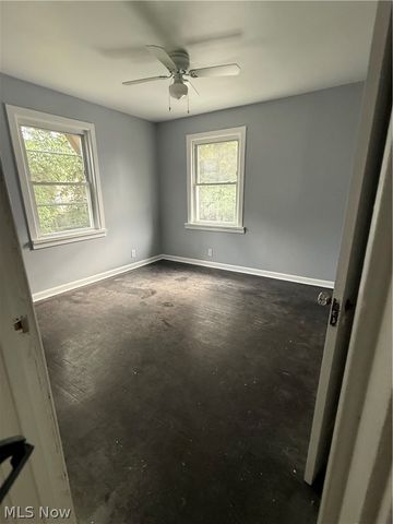 4009 Rosemond Road, Cleveland Heights, OH 44121