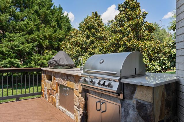 1282 Enclave Road, Chattanooga, TN 37415
