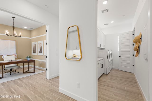 12802 E Tortoise Pointe Drive, Vail, AZ 85641