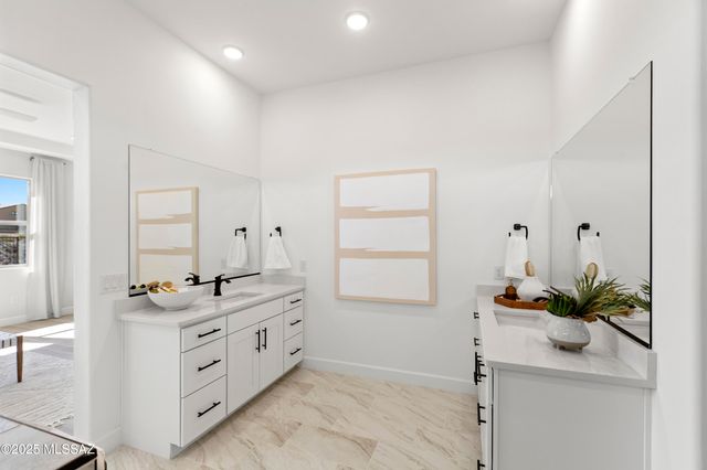 12802 E Tortoise Pointe Drive, Vail, AZ 85641