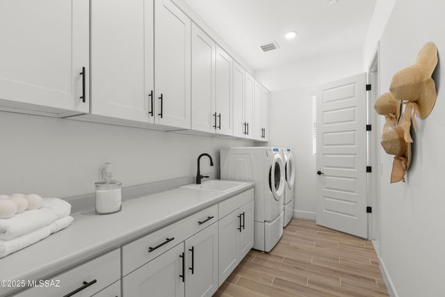 12802 E Tortoise Pointe Drive, Vail, AZ 85641