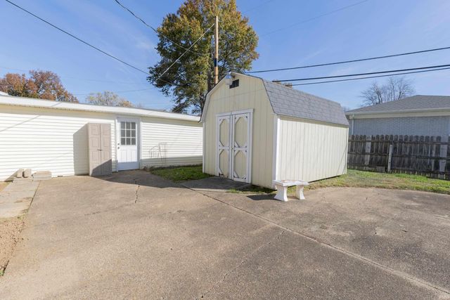 4201 Stratford Road, Evansville, IN 47710