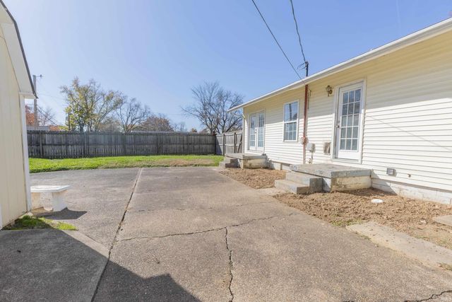 4201 Stratford Road, Evansville, IN 47710