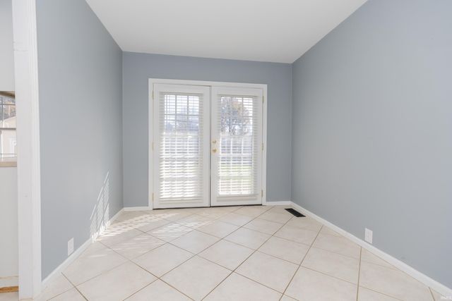 4201 Stratford Road, Evansville, IN 47710