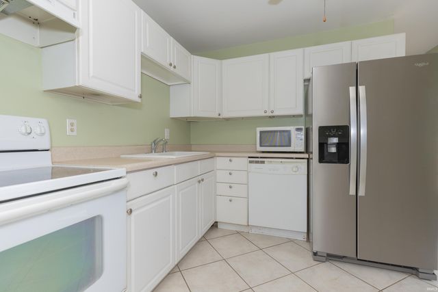 4201 Stratford Road, Evansville, IN 47710