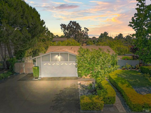 373 Clydesdale Dr, Vallejo, CA 94591