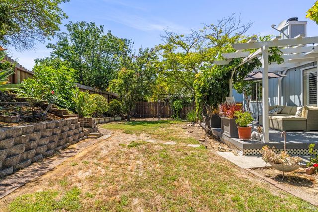 373 Clydesdale Dr, Vallejo, CA 94591