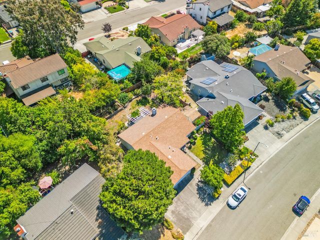 373 Clydesdale Dr, Vallejo, CA 94591