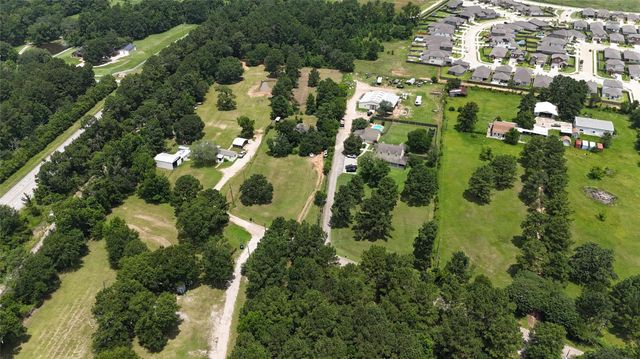 14102 Pinehurst Lane, Magnolia, TX 77354