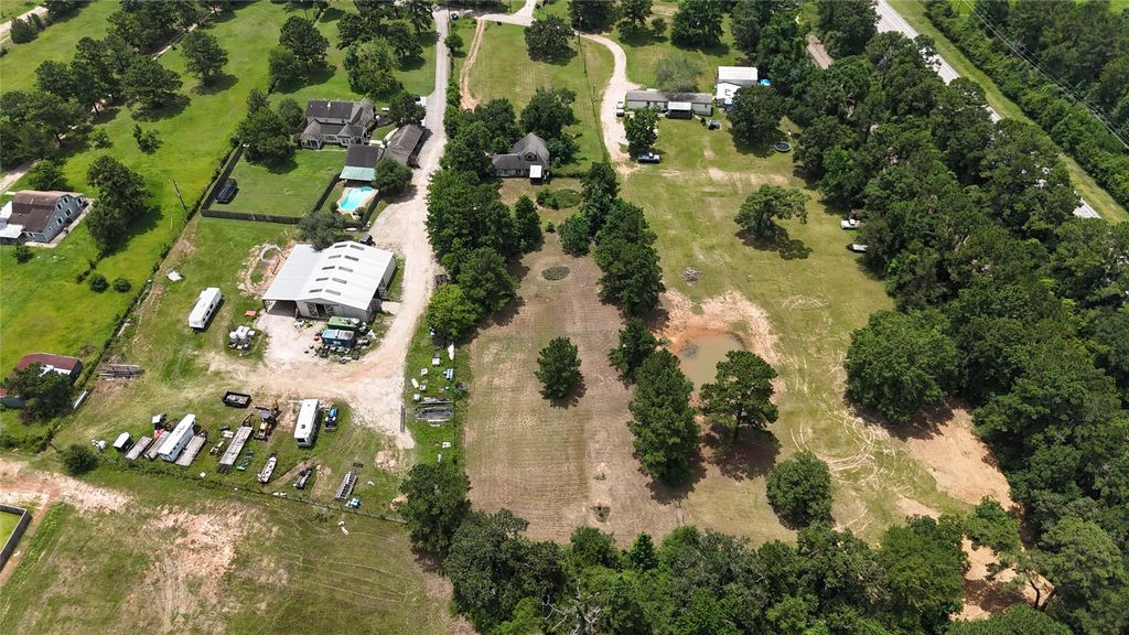 14102 Pinehurst Lane, Magnolia, TX 77354