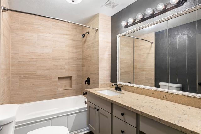 27062 S Oak Creek Drive, Splendora, TX 77372