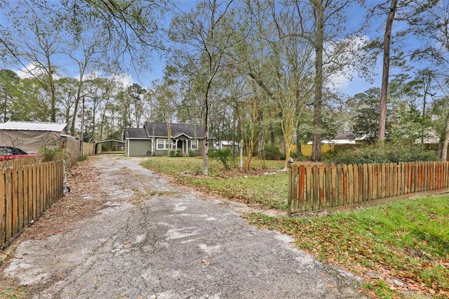 27062 S Oak Creek Drive, Splendora, TX 77372