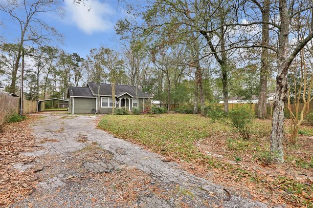 27062 S Oak Creek Drive, Splendora, TX 77372