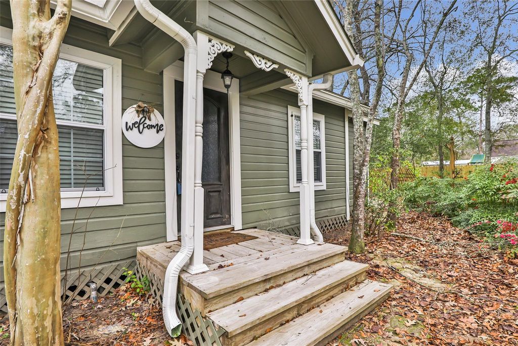 27062 S Oak Creek Drive, Splendora, TX 77372