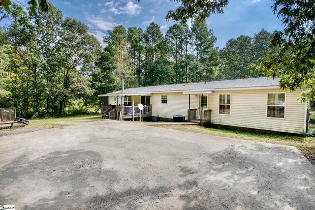 132 Wasson Way, Simpsonville, SC 29680
