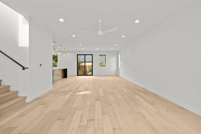 309 Franklin BLVD 2, Austin, TX 78751