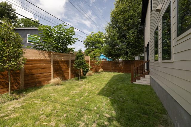 309 Franklin BLVD 2, Austin, TX 78751