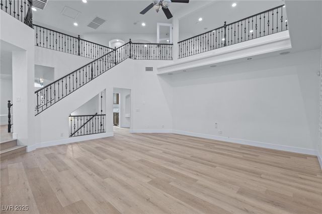 4065 Abernethy Forest Place, Las Vegas, NV 89141