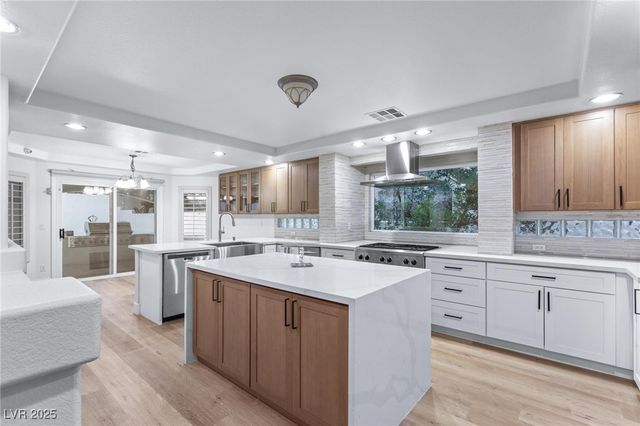 4065 Abernethy Forest Place, Las Vegas, NV 89141