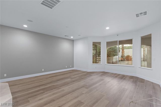 4065 Abernethy Forest Place, Las Vegas, NV 89141