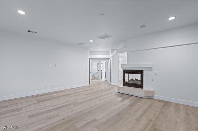 4065 Abernethy Forest Place, Las Vegas, NV 89141