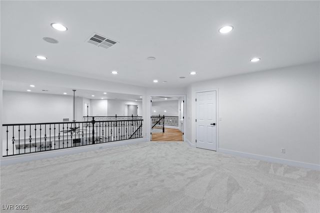 4065 Abernethy Forest Place, Las Vegas, NV 89141