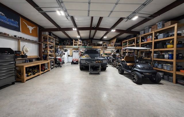 104 Smokey Branch, Weatherford, TX 76085